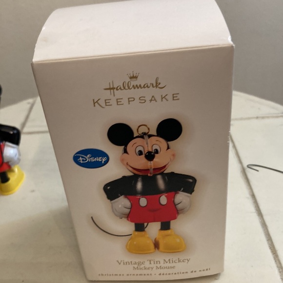 Hallmark Vintage Tin Mickey Mouse 2009 ornament - Picture 8 of 9